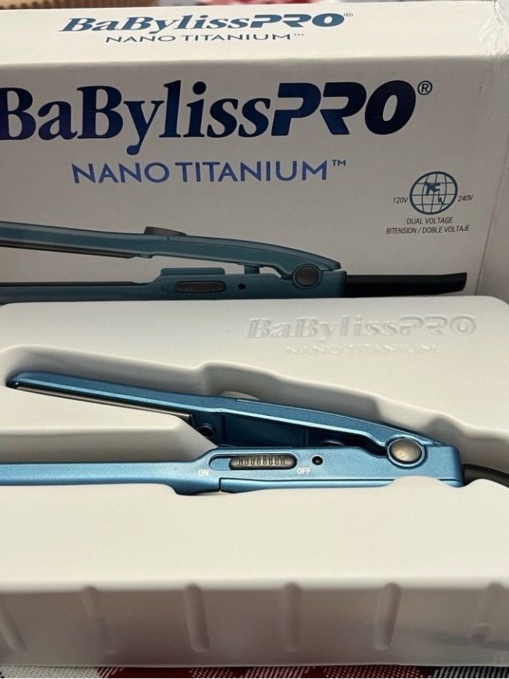 Hair straightener